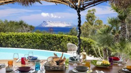 Luxury Villa Iris in Sardinia for Rent | Villa with Pool and Seaview - Breakfast on Terrace