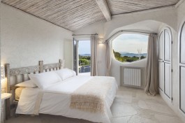 Luxury Villa Lazulite in Sardinia for Rent | Villa with Private Pool and Seaview - Bedroom