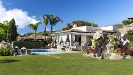 Luxury Villa Salina in Sardinia for Rent | Villa with Pool and Seaview
