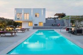 Luxury Villa Contrada in Sicily for Rent | Villa with Pool and Seaview - Villa from the Pool