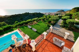 Luxury Villa Estella in Sicily for Rent | Villa with Pool and Seaview - View from Balcony