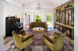 Luxury Villa Estella in Sicily for Rent | Villa with Pool and Seaview - Interior with Piano