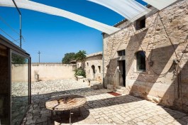 Luxury Villa Le Edicole in Sicily for Rent | Villa with Private Pool - Exterior of the Villa