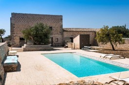 Luxury Villa Le Edicole in Sicily for Rent | View from the Pool