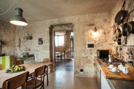 Luxury Villa Le Edicole in Sicily for Rent | Villa with Private Pool - Kitchen