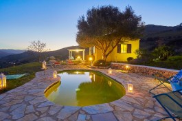 Villa Sirena in Sicily for Rent | Villa with pool in sunset