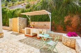 Villa Brezza Marina in Sicily for Rent | Barbecue