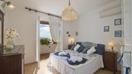 Luxury Casa Noemi in Amalfi for Rent | Bedroom