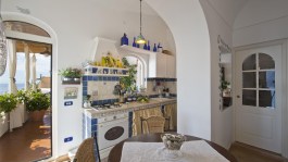 Luxury Casa Noemi in Amalfi for Rent | Kitchen with acces on terrace with sea view