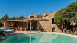 Luxury Casa Chenal in Sardinia for Rent | Villa with Pool  - Pool and Terrace
