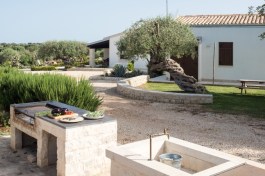 Luxury Villa Corte Moscata in Sicily for Rent | VIlla with Private Pool - Barbecue