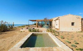 Villa Circe for Rent | Sicily | Ispica | Villa on the Beach with Pool