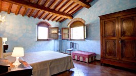 Luxury Villa La Magia in Tuscany for Rent | Villa with private pool - bedroom