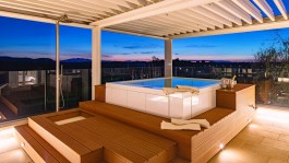 Luxury Villa La Perla Tra Gli Ulivi in Tuscany for Rent | Villa with private pool by night