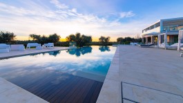 Luxury Villa La Perla Tra Gli Ulivi in Tuscany for Rent | Villa with private pool - sunset