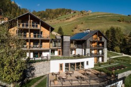 Luxury Les Dolomites Mountain Lodges in Italy for Rent |