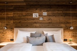 Luxury Les Dolomites Mountain Lodges in Italy for Rent | Bedroom