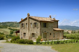 Luxury Podere Casale in Tuscany for Rent 