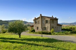 Luxury Podere Casale in Tuscany for Rent | garden