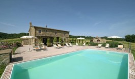 Luxury Podere I Gotti in Tuscany for Rent | Villa with swimming pool