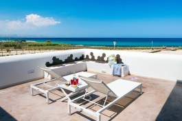 Villa Villa San Lorenzo - Fico d'India in Sicily for Rent | Villa with Pool and Sea View