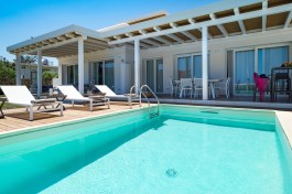 Villa Villa San Lorenzo - Fico d'India in Sicily for Rent | Villa with Pool and Sea View - Pool & Terrace