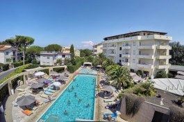 Appartment in Stella del Mare in Tuscany for Rent | Pool in Resort