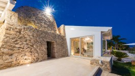 Luxury Tenuta Scialandre in Apulia for Rent | Vila with private pool and sea view