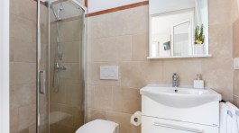 Luxury Tenuta Scialandre in Apulia for Rent | Bathroom