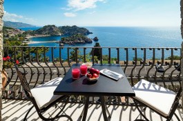 Torre Isola Bella in Sicily for Rent | Isola Bella