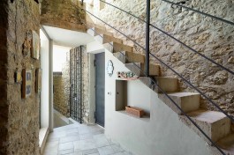 Torre Isola Bella in Sicily for Rent | Staircase
