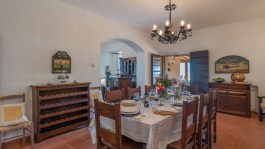 Luxury Villa Ai Venti in Tuscany for Rent | Villa with pool and sea view - table