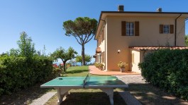 Luxury Villa Ai Venti in Tuscany for Rent | Villa with pool and sea view - table tennis