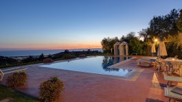 Luxury Villa Ai Venti in Tuscany for Rent | Villa with pool and sea view - sunset