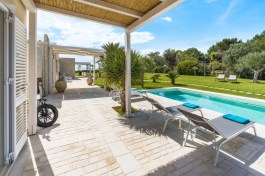 Villa Azulea in Sicily for Rent | Ispica | Villa with Pool and Seaview