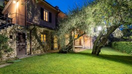 Luxury Villa Baia Blu in Liguria for Rent | Garden