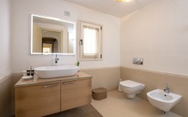 Luxury Villa Bianca 2 in Sardinia for Rent | Bathroom