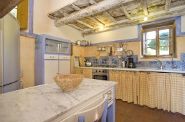 Villa Bottino in Tuscany for Rent | Villa with Private Pool- Kitchen