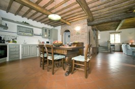 Villa Broccolo in Tuscany for Rent | Villa with Private Pool - Kitchen