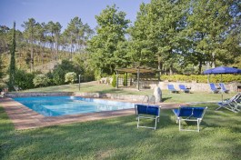 Villa Broccolo in Tuscany for Rent | Villa with Private Pool - Pool & Terrace