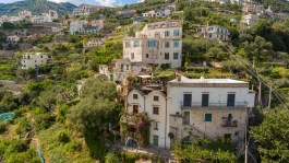 Luxury Villa Casarossa in Amalfi for Rent | House with terrace and sea view