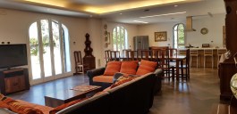 Villa Castiglione in Sicily for Rent | Beachvilla with Pool - Living Room