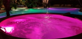 Villa Castiglione in Sicily for Rent | Beachvilla with Pool - The Pool by Night