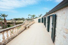 Villa Castiglione in Sicily for Rent | Beachvilla with Pool - Terrace