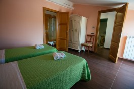 Villa Castiglione in Sicily for Rent | Beachvilla with Pool - Bedroom