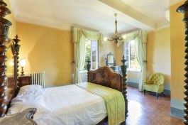 Villa Clara in Tuscany for Rent | Villa with Private Pool - Bedroom