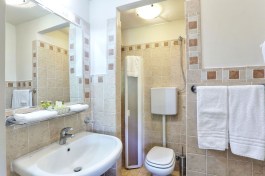 Villa Clara in Tuscany for Rent | Villa with Private Pool - Bathroom