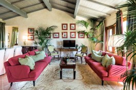 Villa Don Salvatore in Sicily for Rent | Villa with Private Pool - Living Room