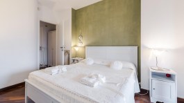 Luxury Villa Elda in Liguria for Rent | Bedroom