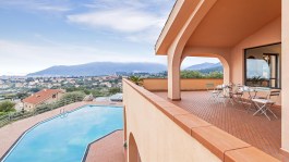 Luxury Villa Elda in Liguria for Rent | Villa with private pool